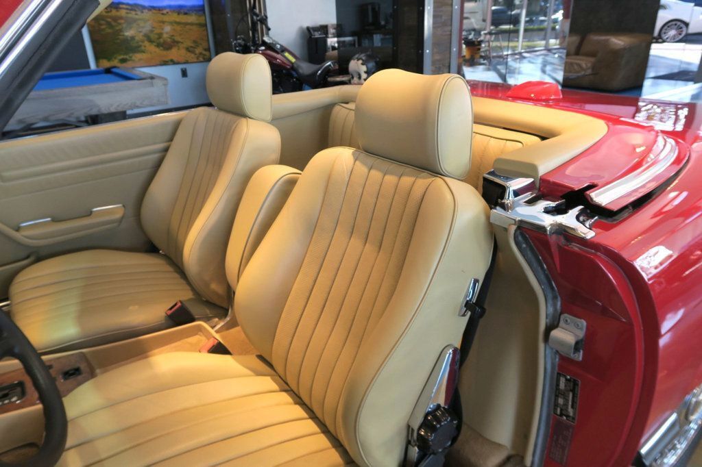 Mercedes-Benz-SL-Class-Cabriolet-1986-Red-Creme-Beige-174557-14