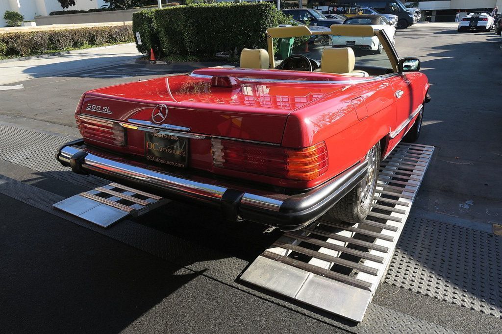 Mercedes-Benz-SL-Class-Cabriolet-1986-Red-Creme-Beige-174557-8