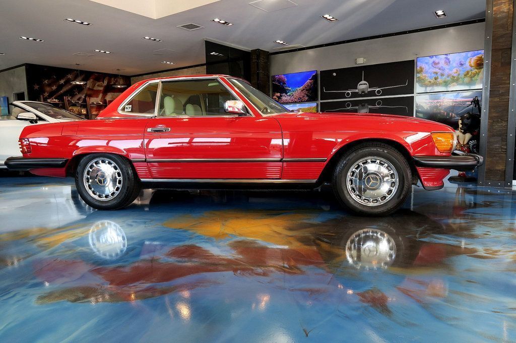 Mercedes-Benz-SL-Class-Cabriolet-1986-Red-Creme-Beige-174557-9