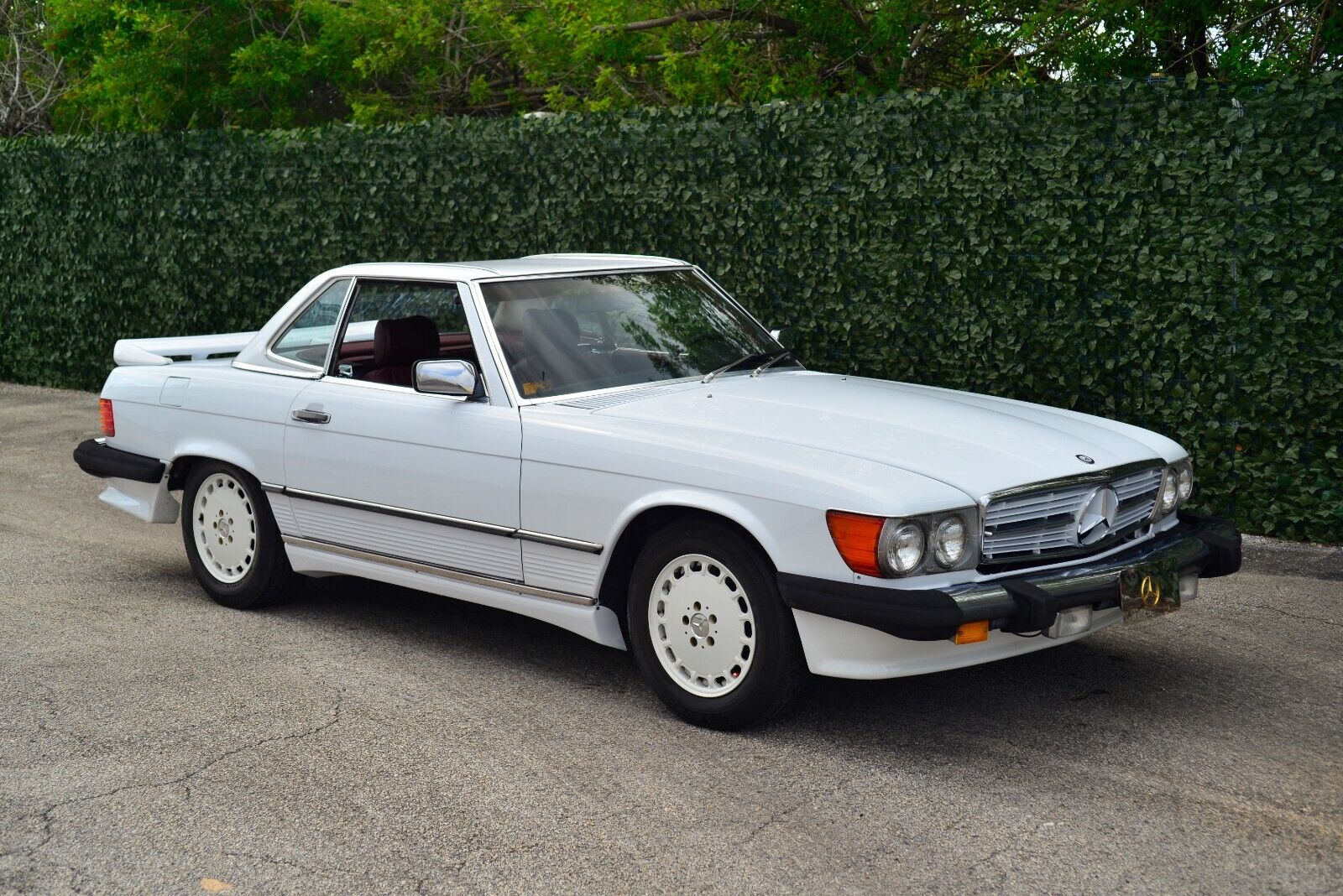 Mercedes-Benz SL-Class Cabriolet 1986