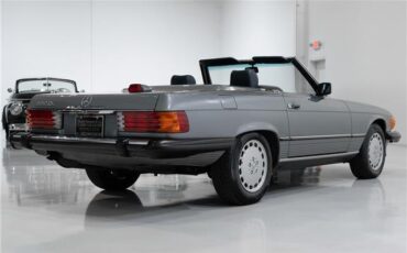 Mercedes-Benz-SL-Class-Cabriolet-1987-13