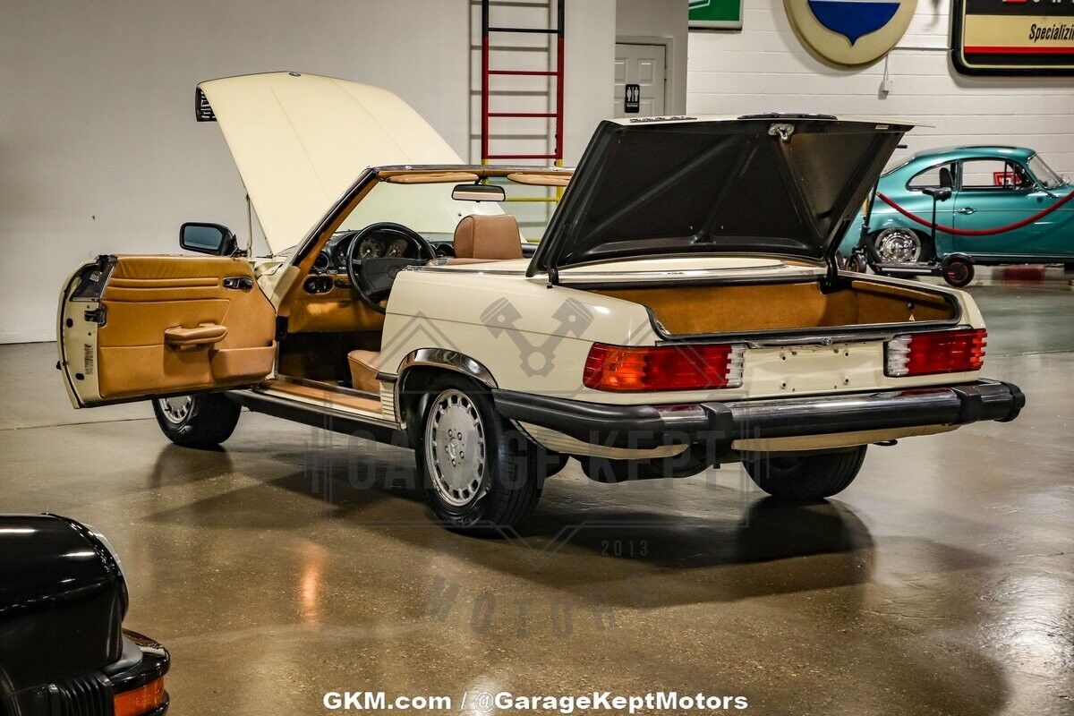 Mercedes-Benz-SL-Class-Cabriolet-1987-Cream-Tan-143438-4