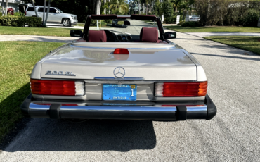 Mercedes-Benz-SL-Class-Cabriolet-1987-Gray-Burgundy-129230-9