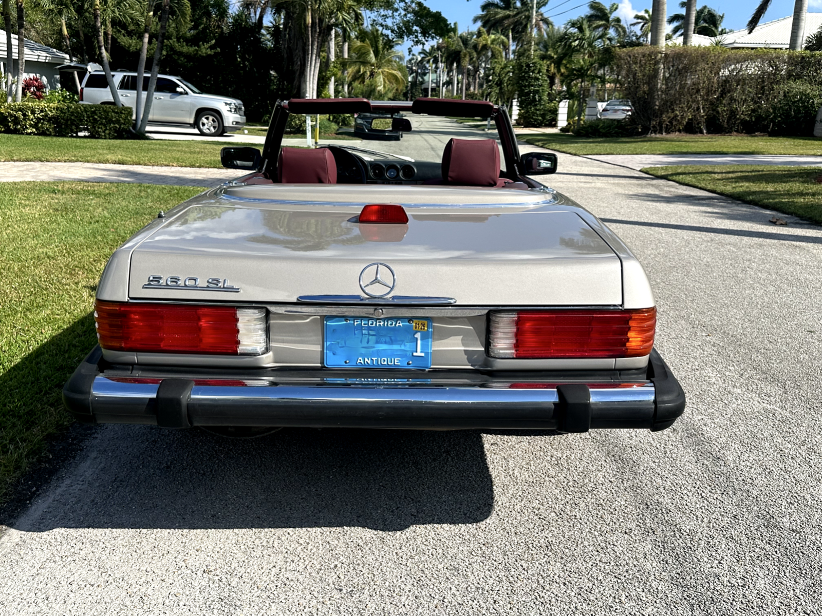 Mercedes-Benz-SL-Class-Cabriolet-1987-Gray-Burgundy-129230-9