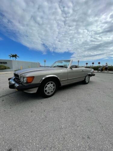 Mercedes-Benz-SL-Class-Cabriolet-1989-Tan-Tan-218871-4