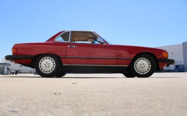 Mercedes-Benz-SL-Class-Coupe-1987-7