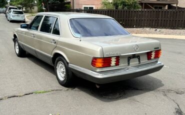 Mercedes-benz-1985-270369-3