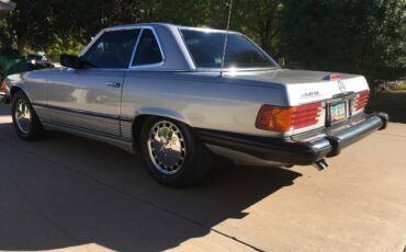 Mercedes-benz-450sl-1979