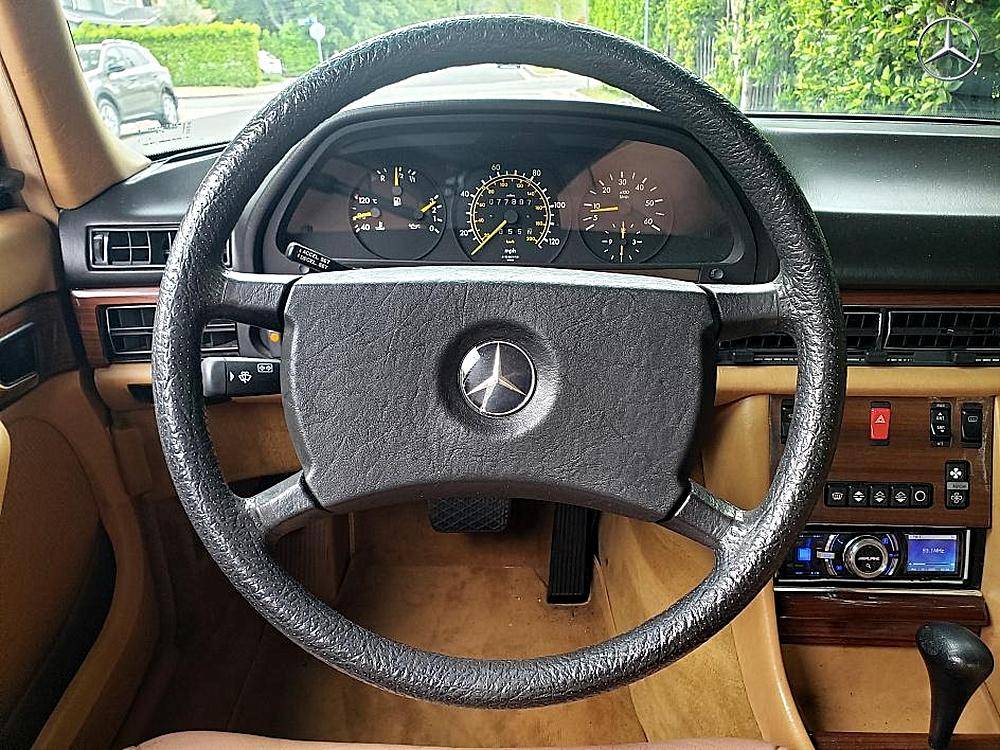 Mercedes-benz-Benz-300-sd-diesel-1985-custom-125368-4