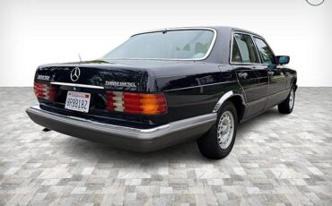 Mercedes-benz-Benz-300-sd-diesel-1985-custom-125368-7