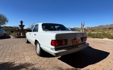 Mercedes-benz-Benz-300se-1989-white-57936-3