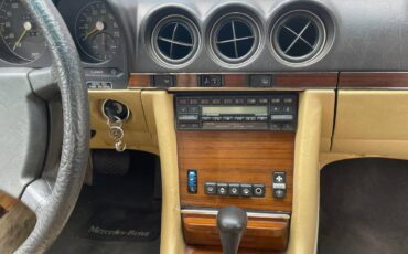 Mercedes-benz-Benz-380sl-1982-2