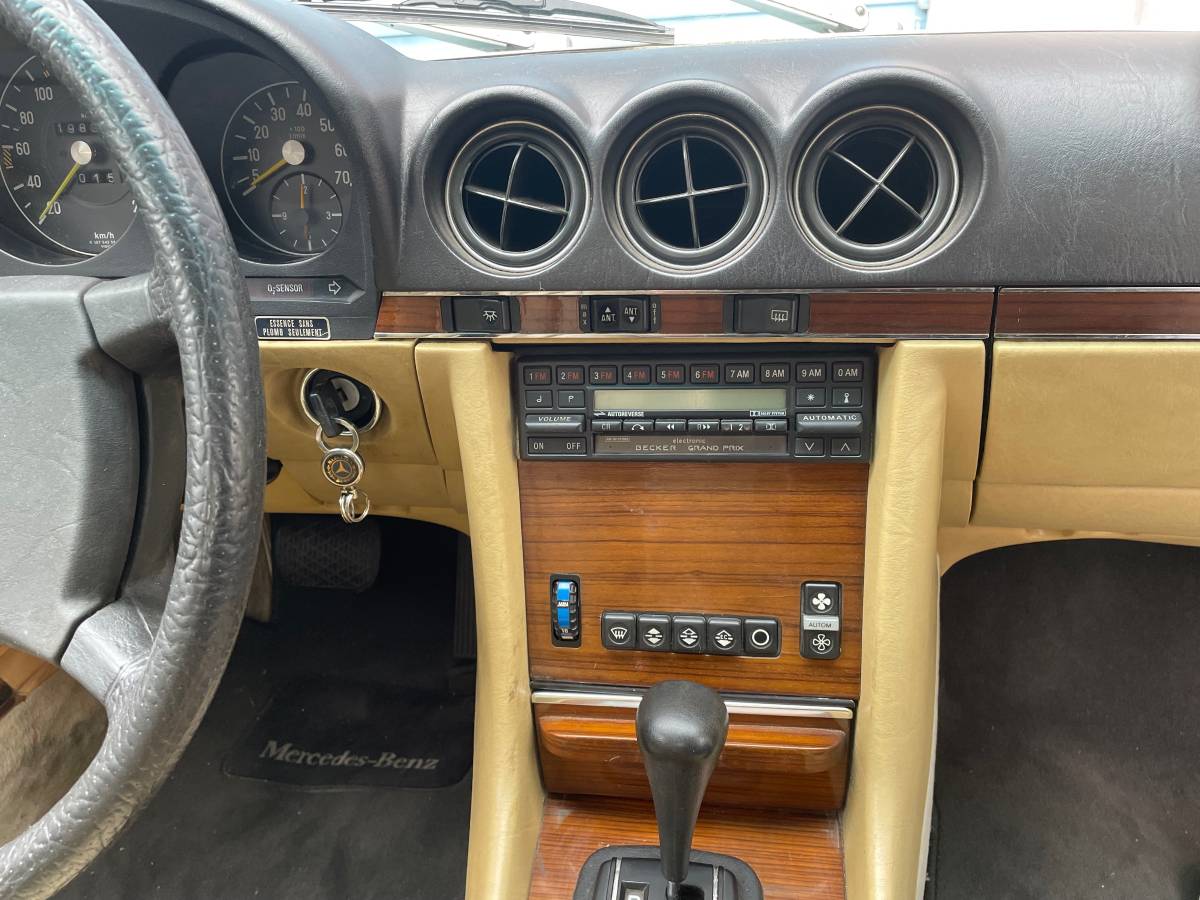 Mercedes-benz-Benz-380sl-1982-2