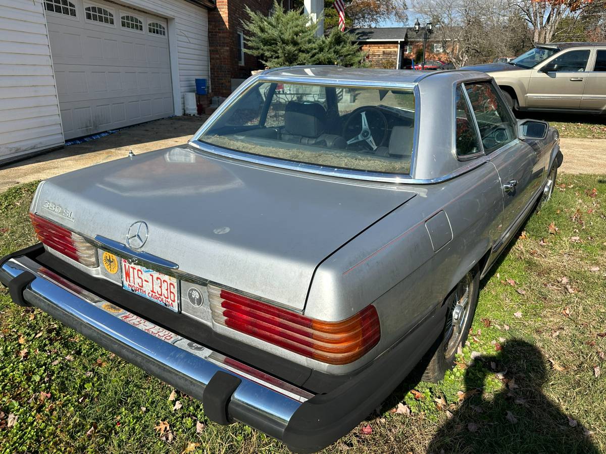 Mercedes-benz-Benz-380sl-1982-silver-160934-2