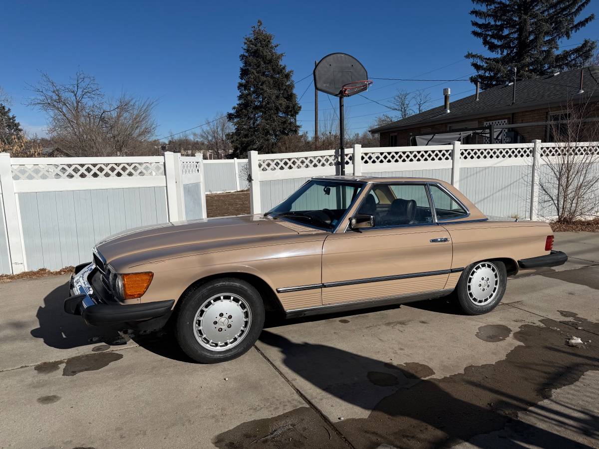 Mercedes-benz-Benz-380sl-1983