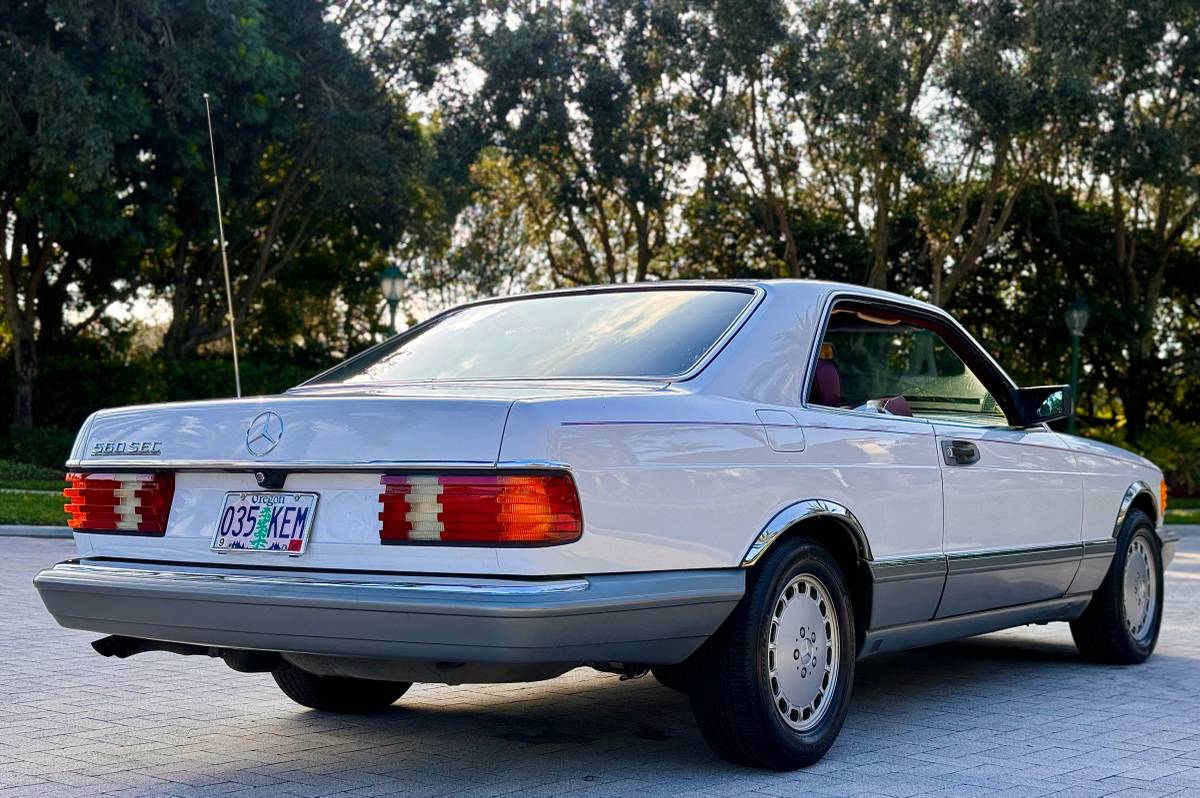 Mercedes-benz-Benz-560-sec-1986-23