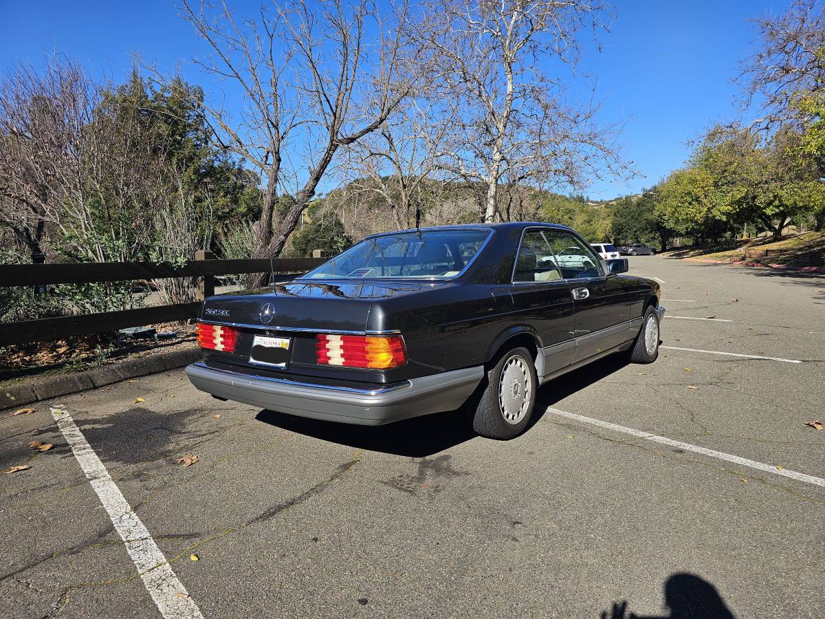 Mercedes-benz-Benz-560-sec-1986-342789-3