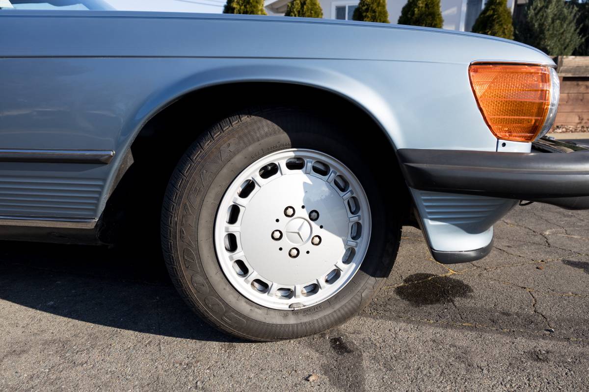 Mercedes-benz-Sl-560-1987-blue-63196-8