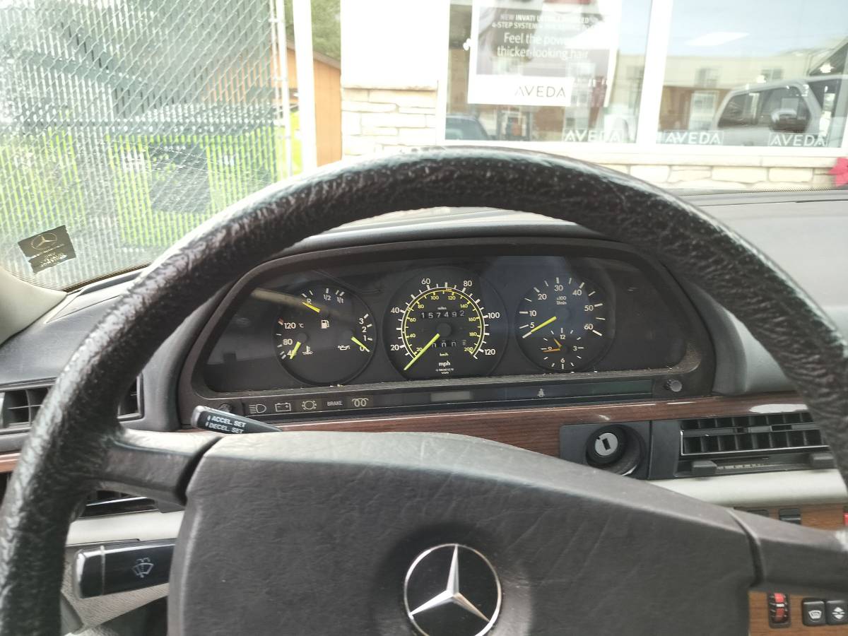 Mercedes-benz-benz-300-300sd-diesel-1984-2