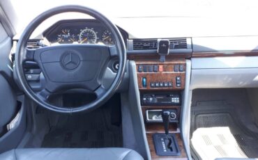 Mercedes-benz-benz-300-ce-1993-13