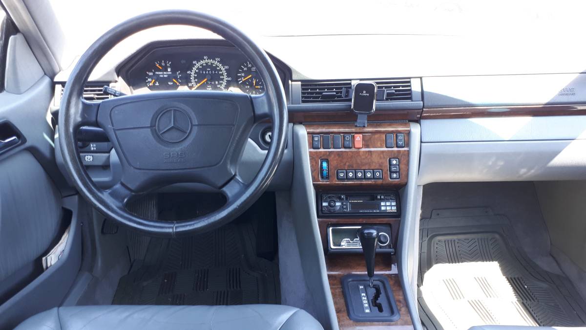 Mercedes-benz-benz-300-ce-1993-13