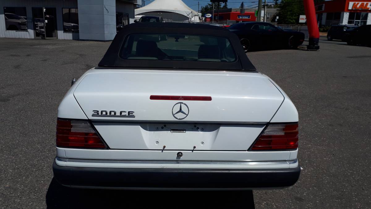 Mercedes-benz-benz-300-ce-1993-5