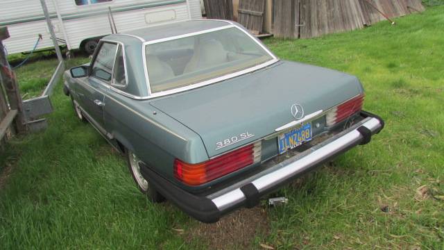 Mercedes-benz-benz-380-380sl-1985-4