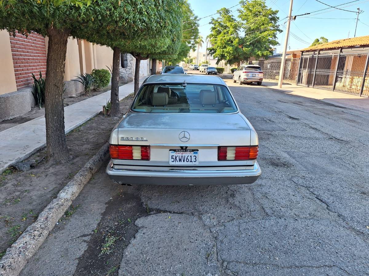 Mercedes-benz-benz-560-560sel-1987-5