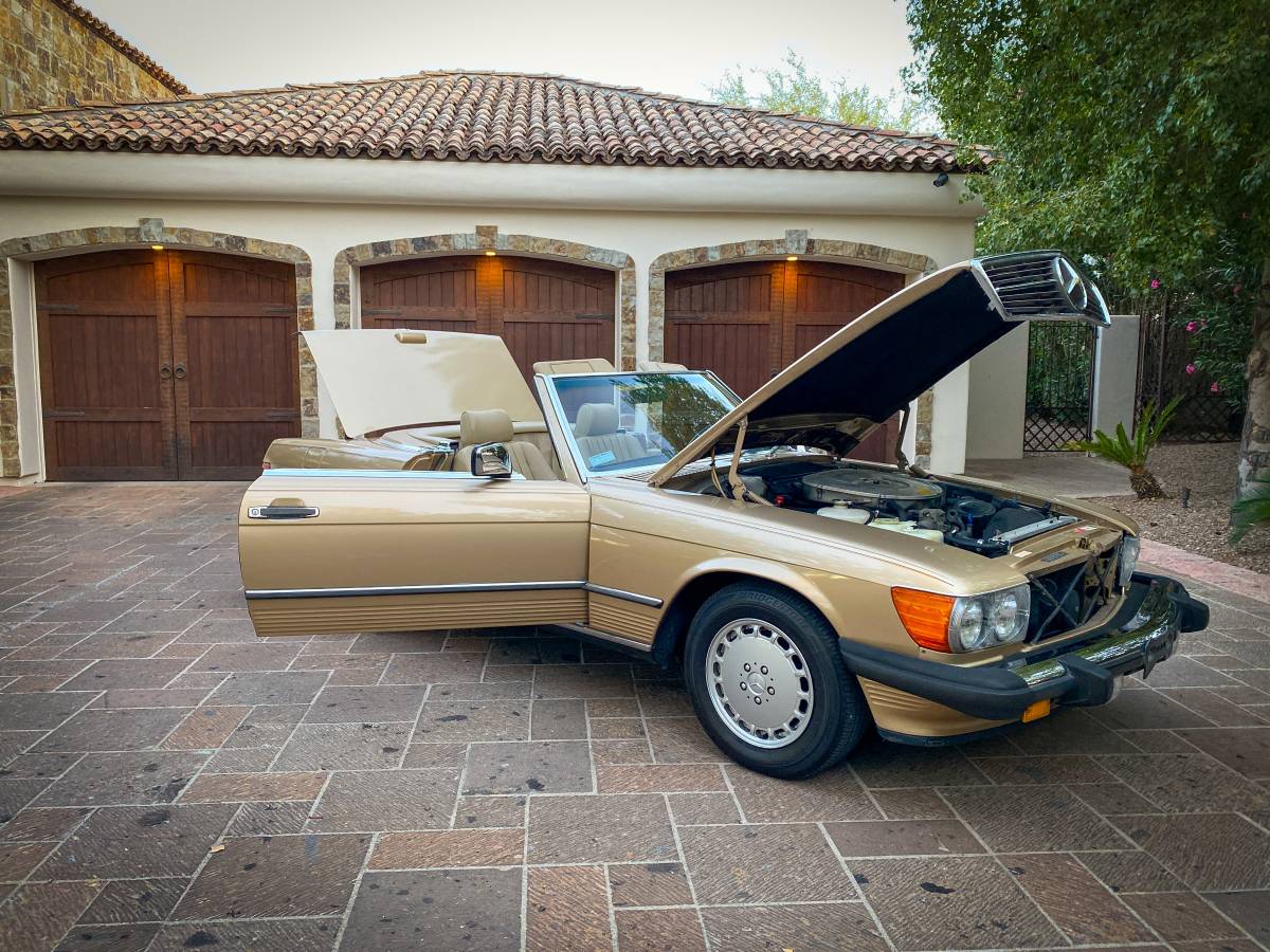 Mercedes-benz-benz-560-560sl-1988-117482-5