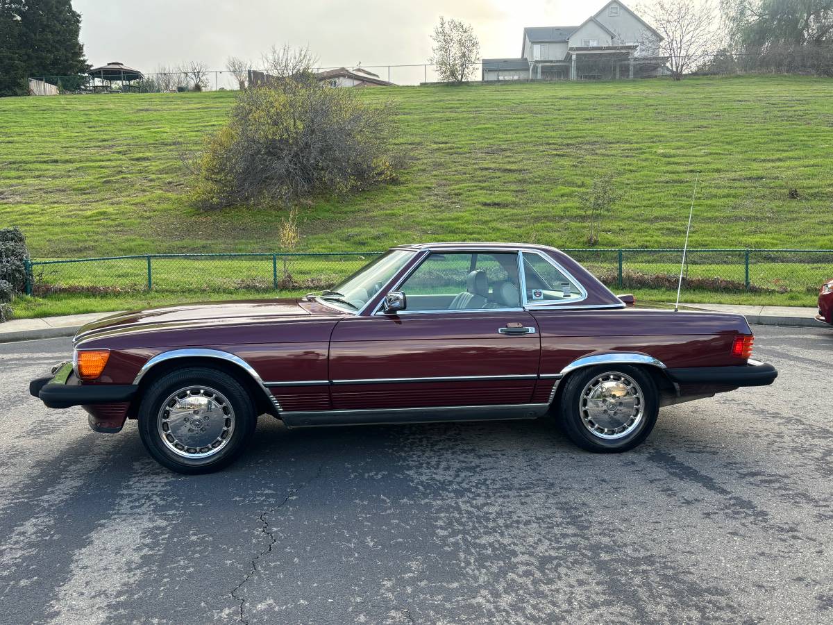 Mercedes-benz-benz-560-sl-1987-1