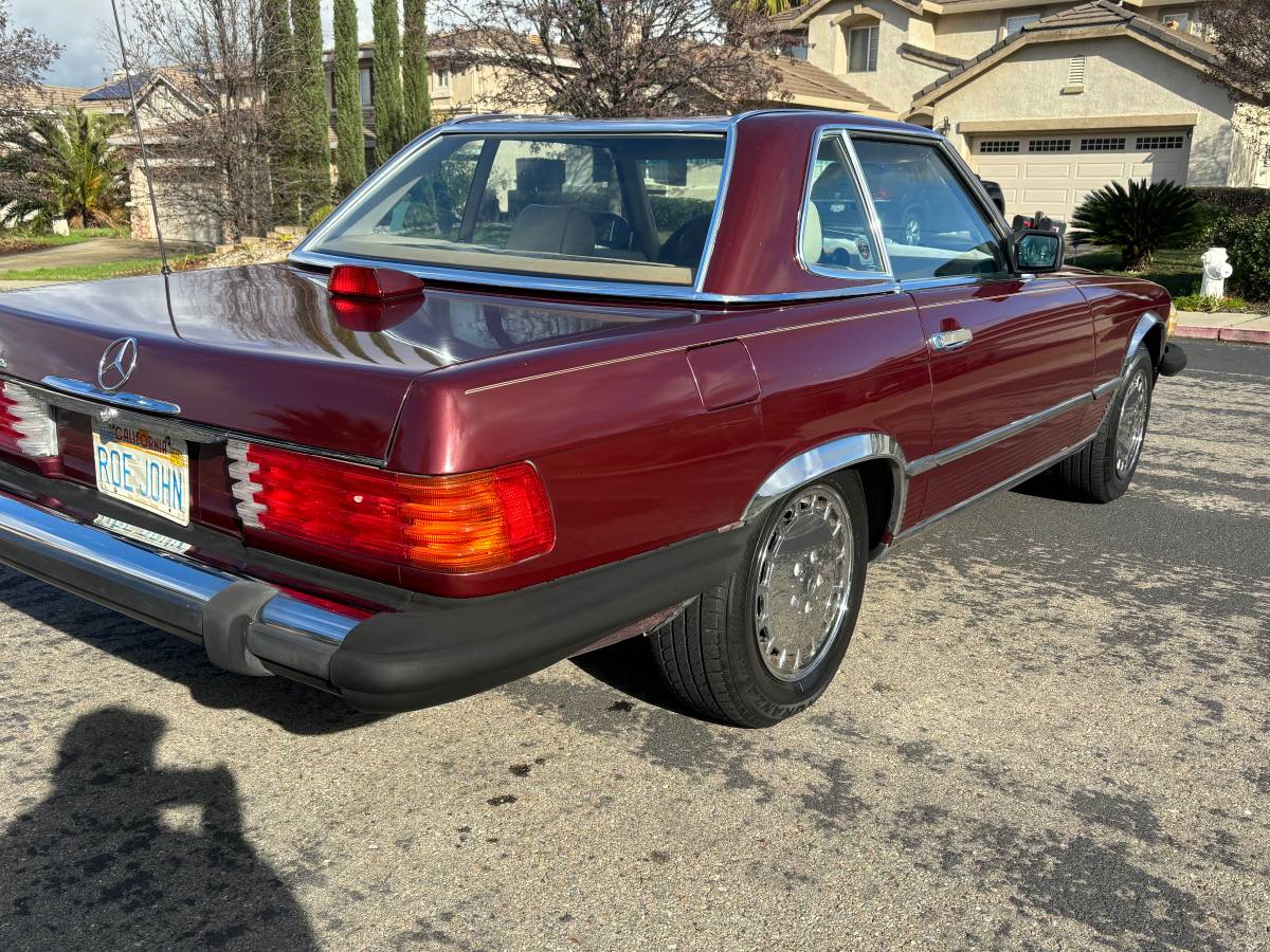 Mercedes-benz-benz-560-sl-1987-4