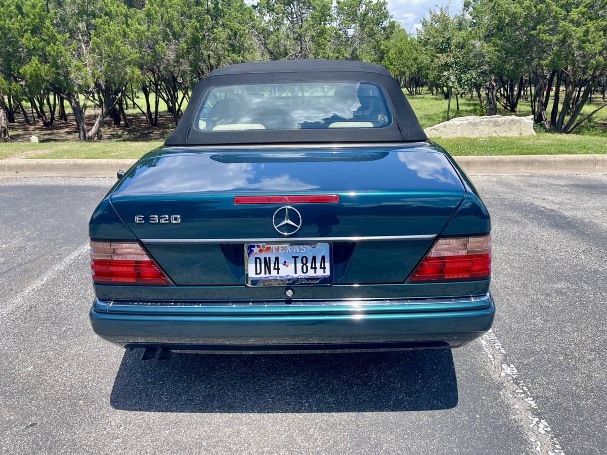 Mercedes-benz-benz-e-class-1995-19