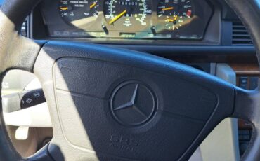 Mercedes-benz-benz-e320-1994-black-270369-8