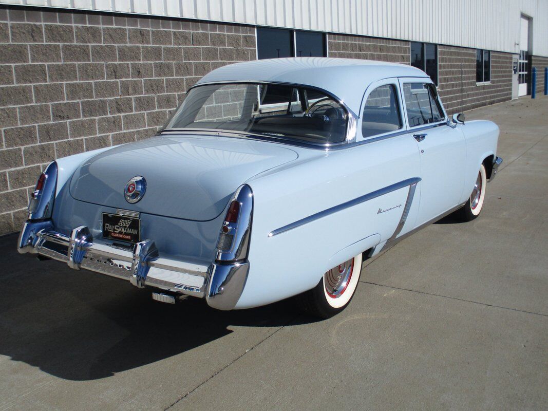 Mercury-2-Door-Sedan-1952-6