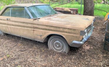 Mercury-Comet-1964-Tan-White-1544970-14