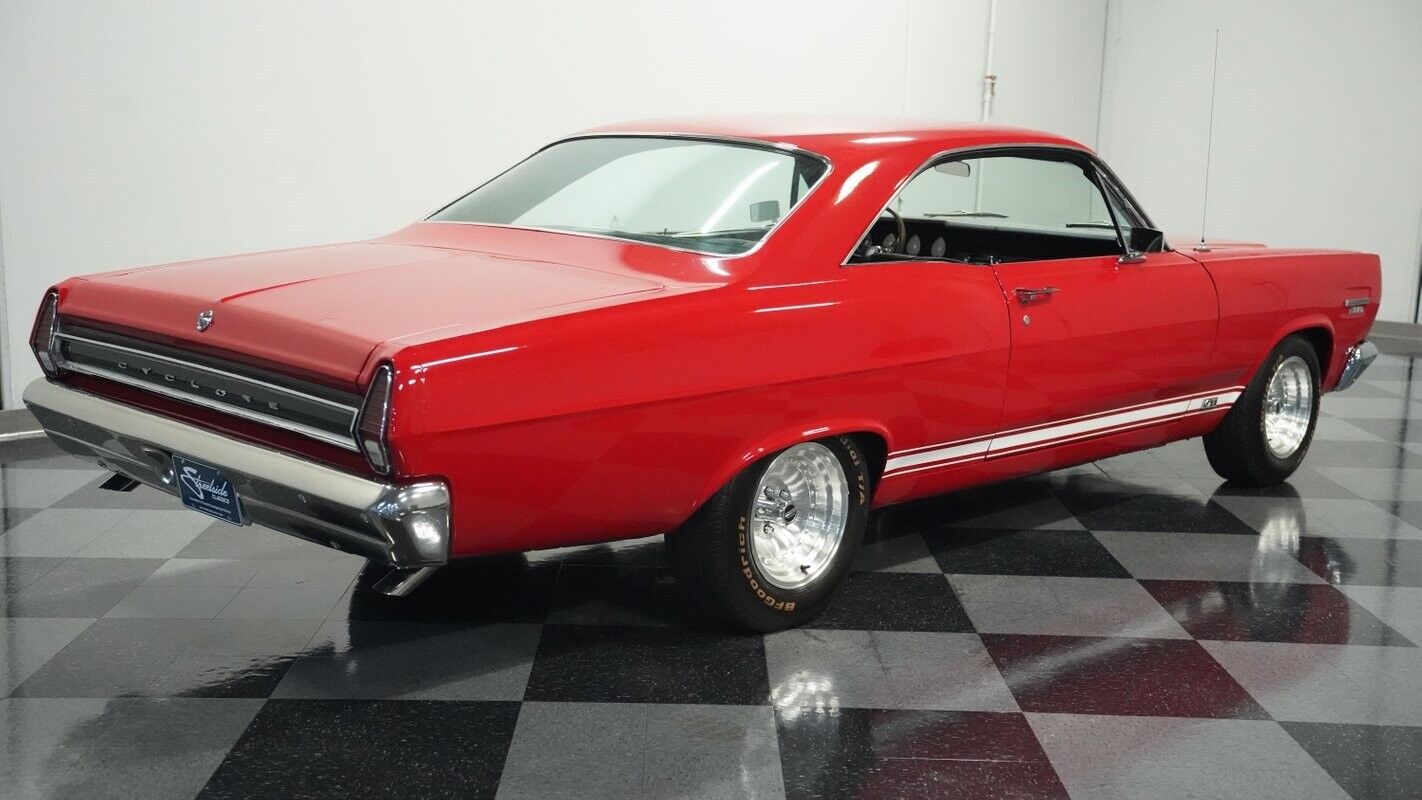 Mercury-Comet-1967-Red-Black-76325-11