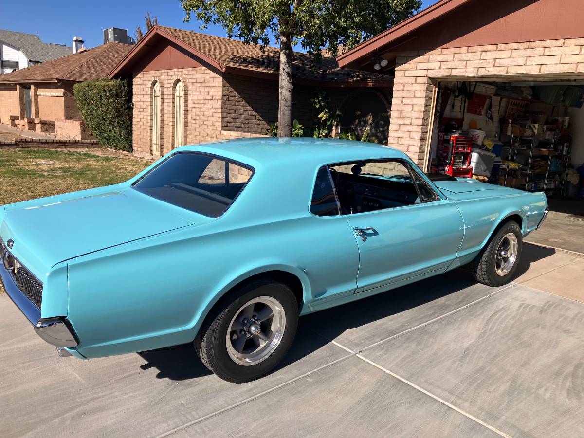 Mercury-Cougar-1967-1