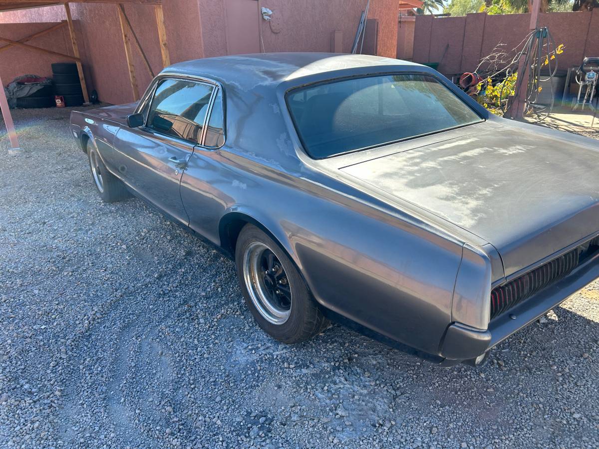 Mercury-Cougar-1968-silver-160934-2