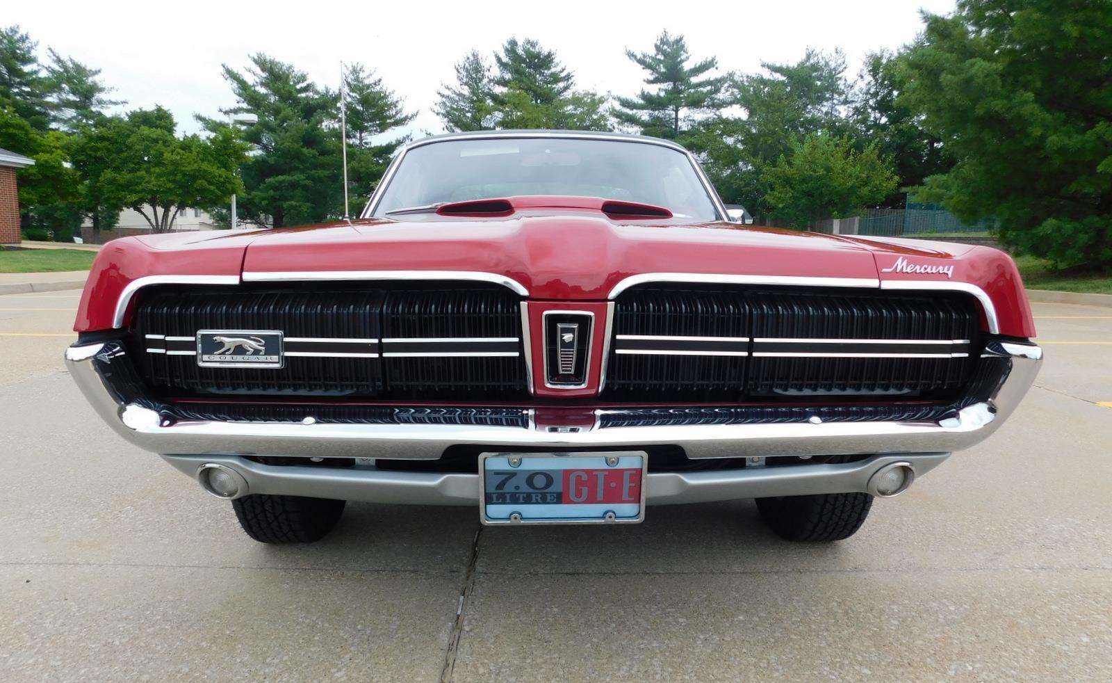 Mercury-Cougar-Coupe-1968-Red-Red-127867-10