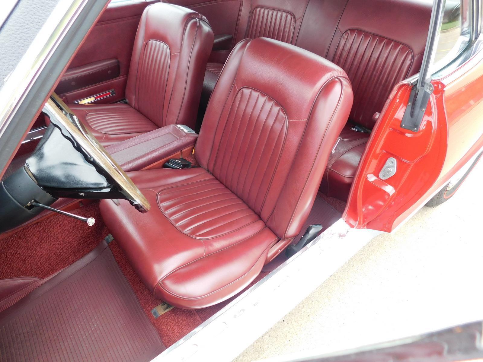 Mercury-Cougar-Coupe-1968-Red-Red-127867-21