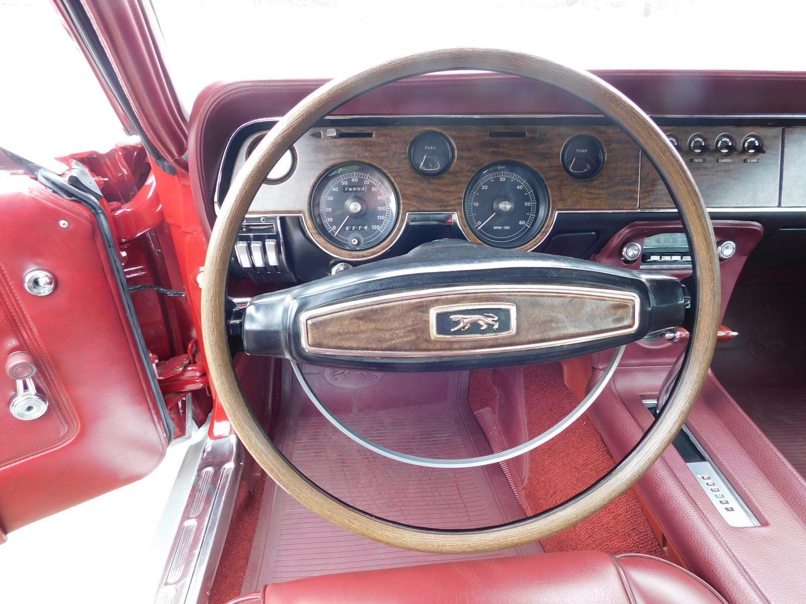 Mercury-Cougar-Coupe-1968-Red-Red-127867-23