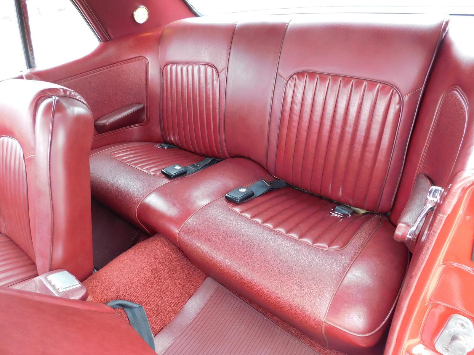 Mercury-Cougar-Coupe-1968-Red-Red-127867-24