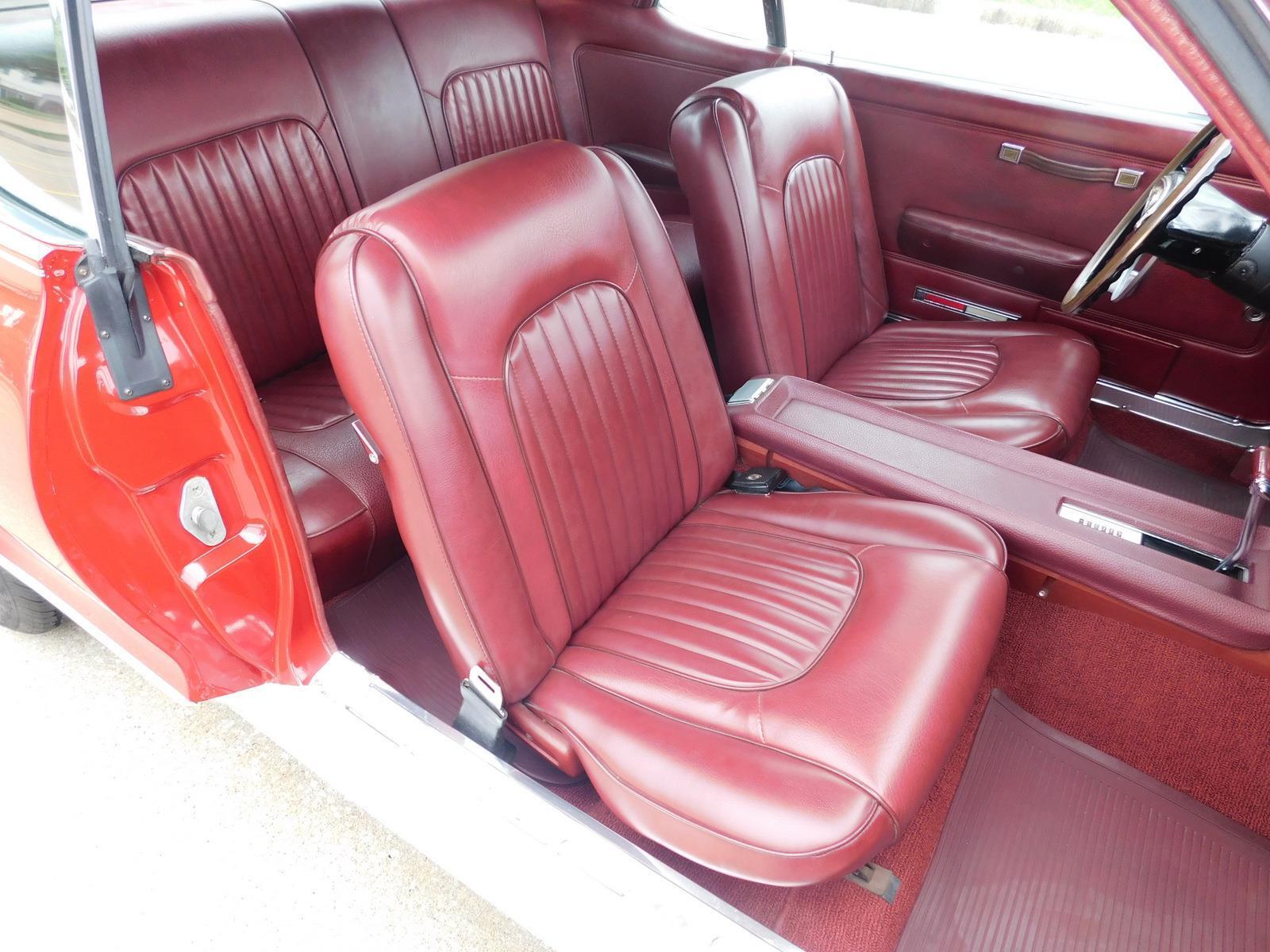 Mercury-Cougar-Coupe-1968-Red-Red-127867-30