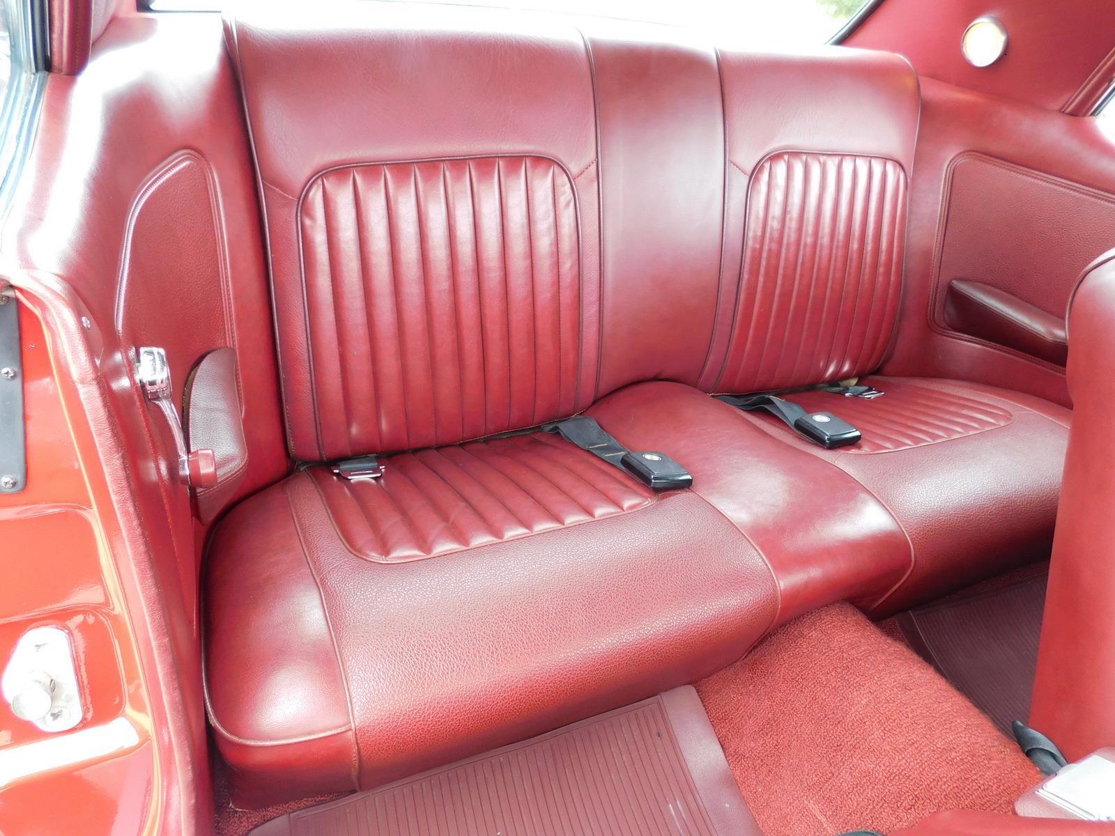 Mercury-Cougar-Coupe-1968-Red-Red-127867-31