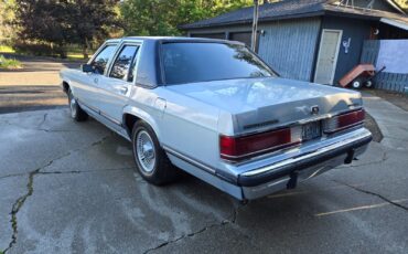 Mercury-Grand-Marquis-Berline-1991-Light-Blue-Blue-95296-11