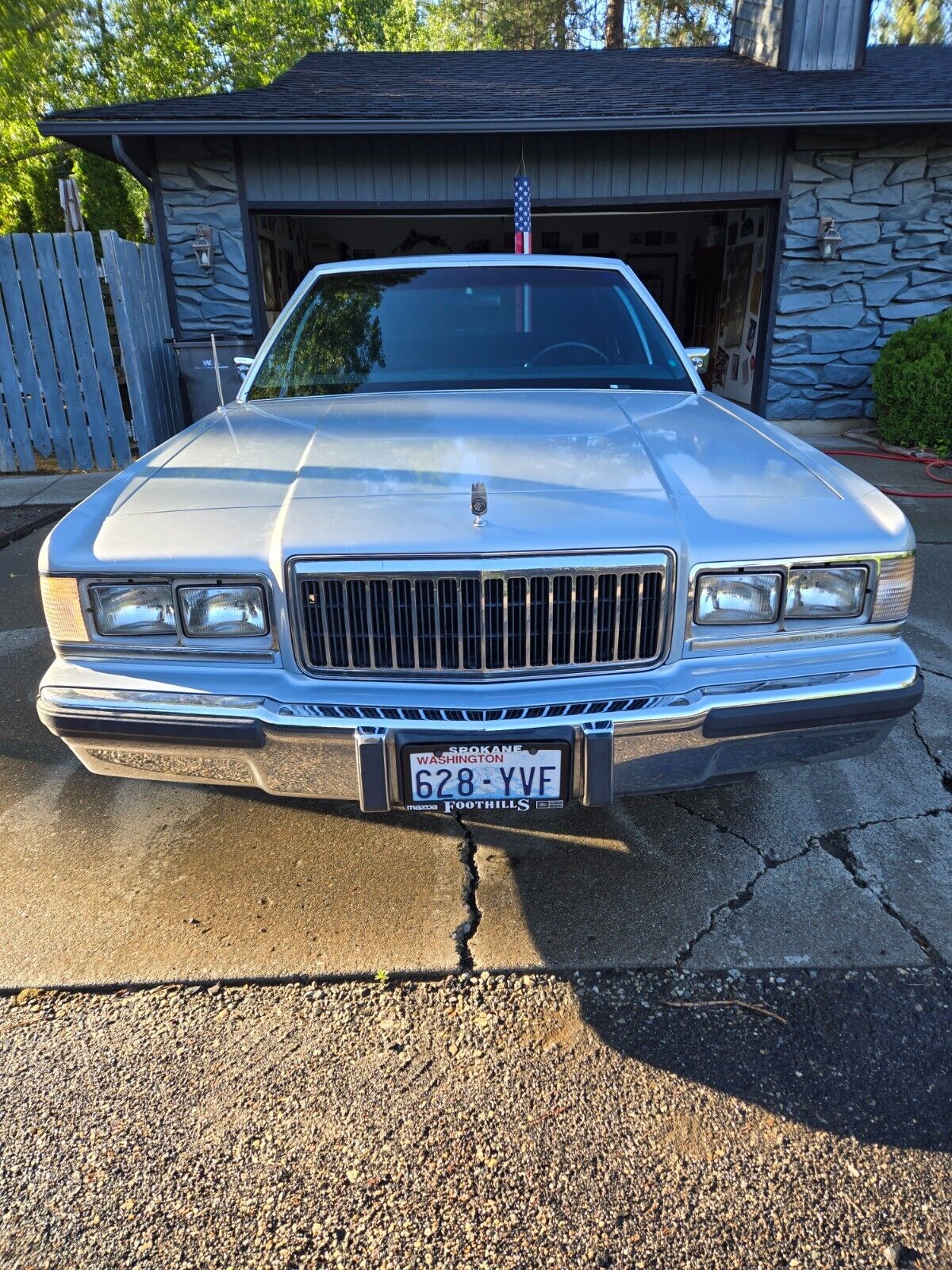 Mercury-Grand-Marquis-Berline-1991-Light-Blue-Blue-95296-2