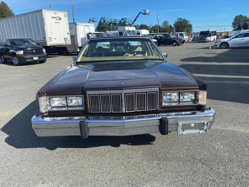 Mercury-Grand-marquis-1982-brown-126782-1