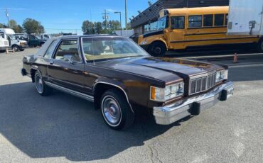 Mercury-Grand-marquis-1982-brown-126782-2