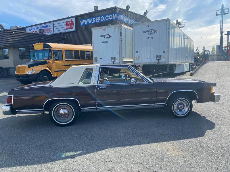 Mercury-Grand-marquis-1982-brown-126782-5