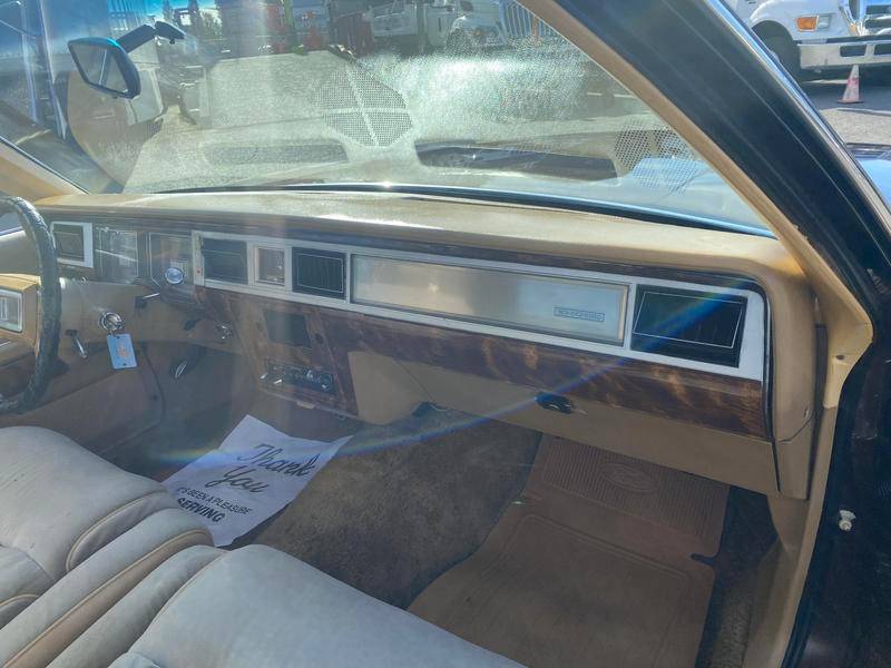 Mercury-Grand-marquis-1982-brown-126782-8